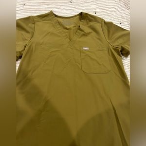 Figs Catarina scrub top